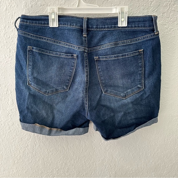 Old Navy Midi Jean Shorts - Picture 3 of 7